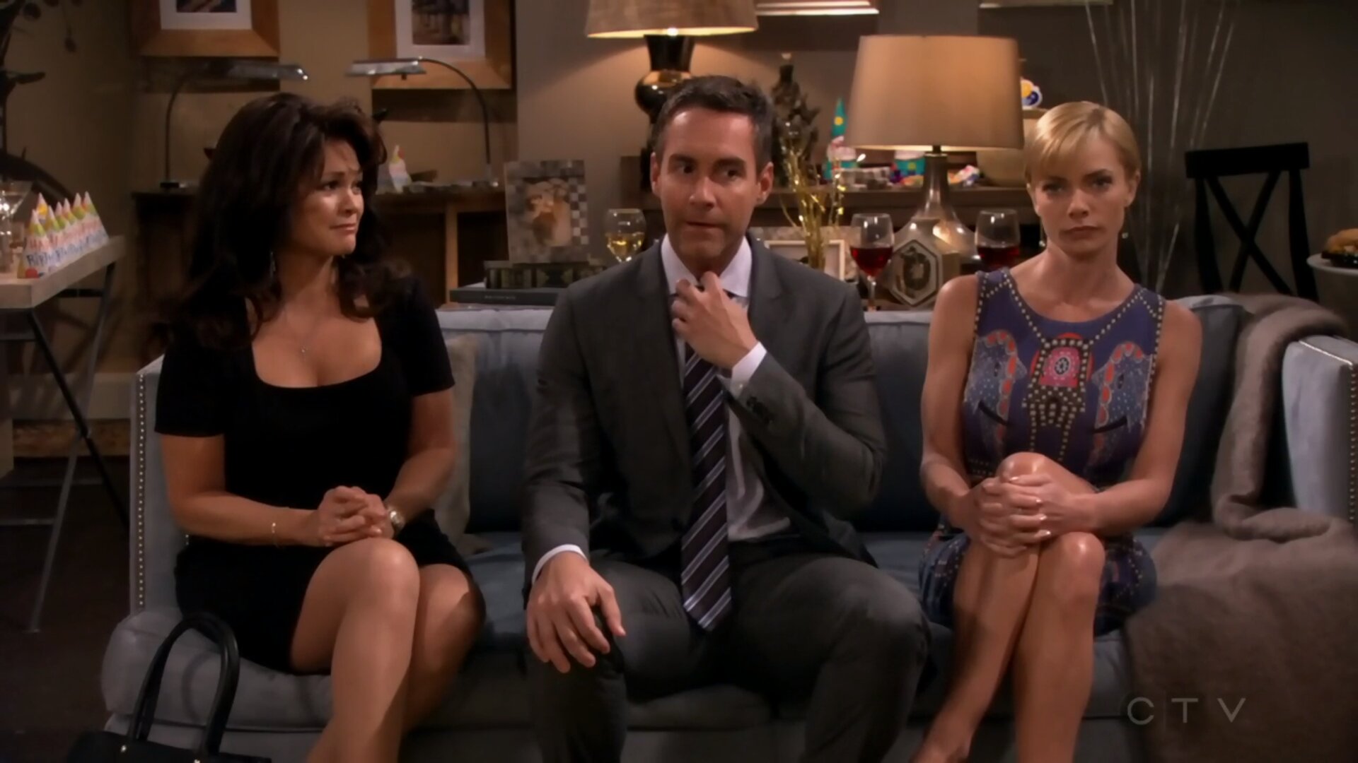 Revoir Hot in cleveland du 18 Septembre