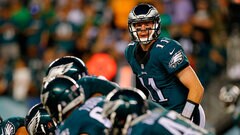 Wentz leads Eagles to 3-0 start