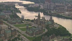 Quebec and Ottawa: Politics and the economic outlook