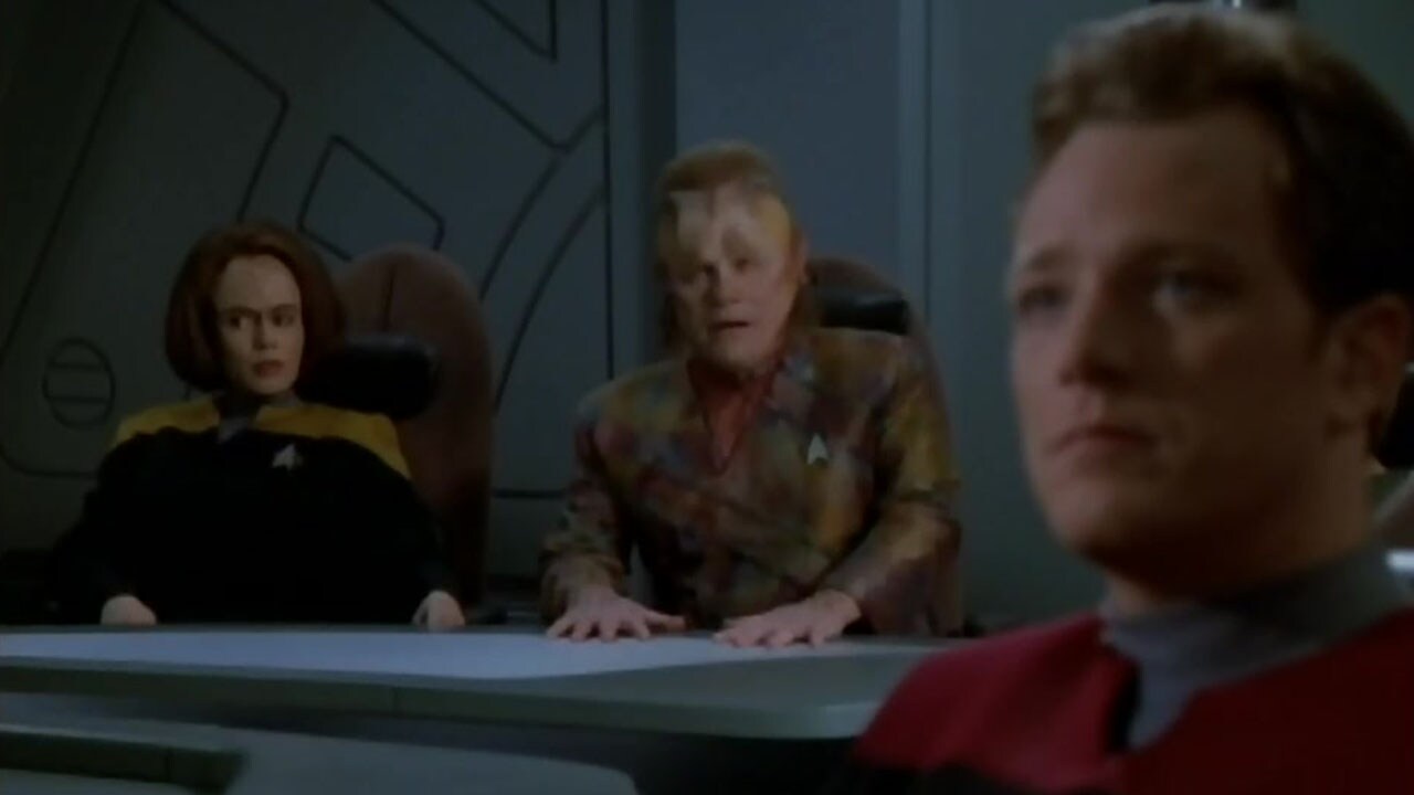 Star Trek: Voyager | S2:E23 | The Thaw