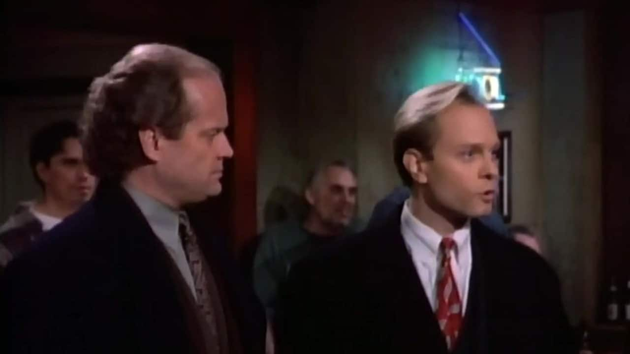 Frasier | S1:E15 | You Can't Tell a Crook by His Cover | Crave