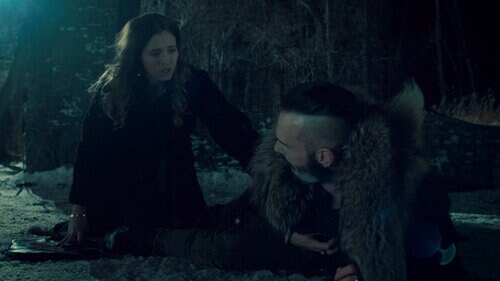 Wynonna Earp Backstage: Sister, Sister Wynonna Earp Backstage: Sister, Sister