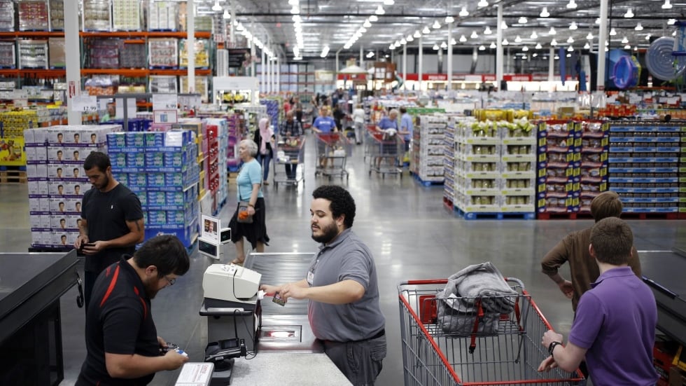 Canadian air carriers inspect Boeing aircraft for cracks after FAA