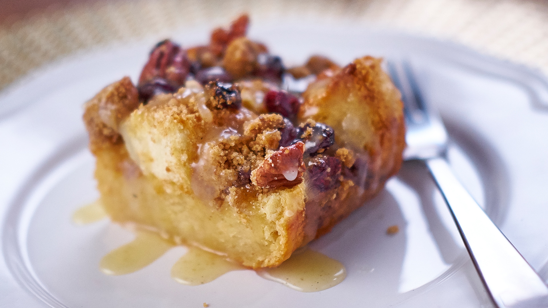 Mary's Kitchen Crush S1E13 Mary In A Minute Spiced Eggnog Bread