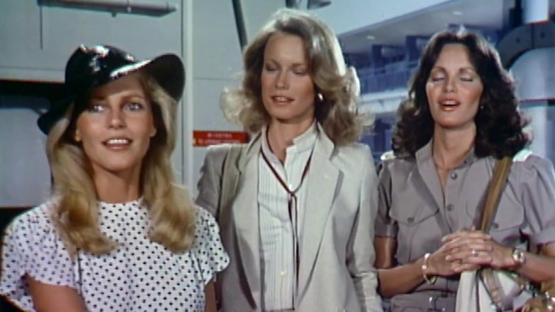 Charlie's Angels (1976) | S4:E1 | Love Boat Angels, Part 1