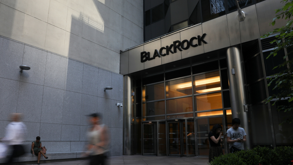 blackrock investment management associate