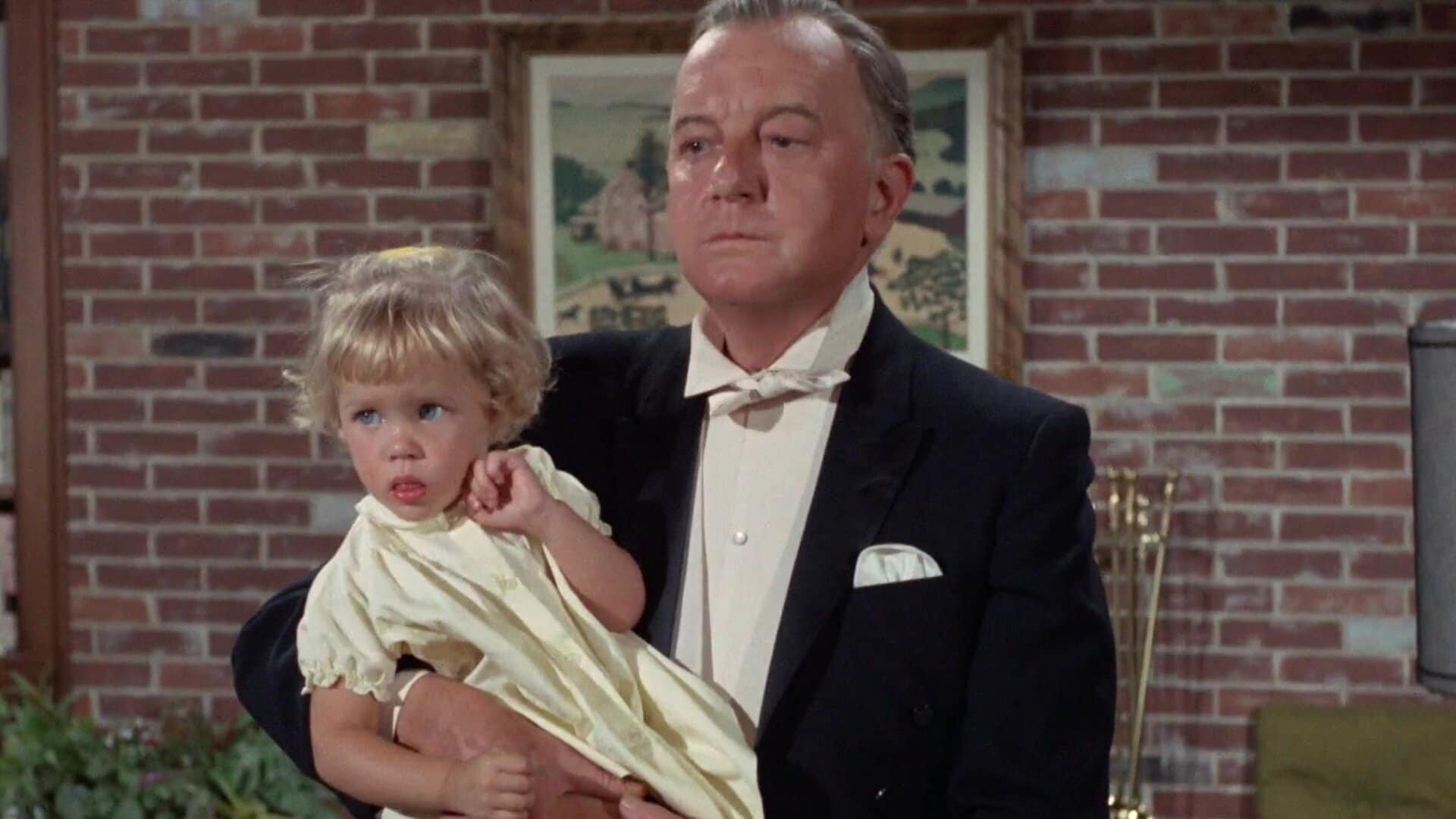 Bewitched S3E3 Witches and Warlocks Are My Favorite Things