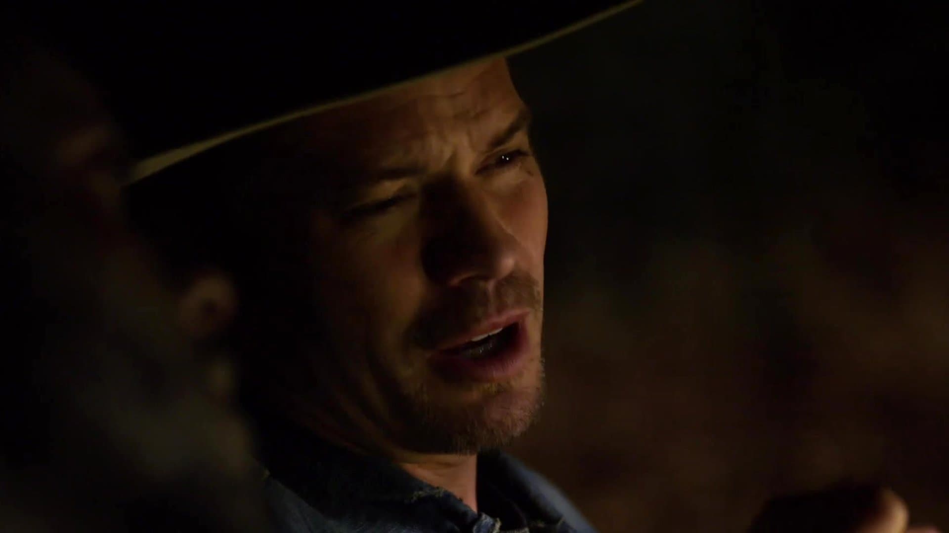 Justified | S4:E1 | Hole in the Wall