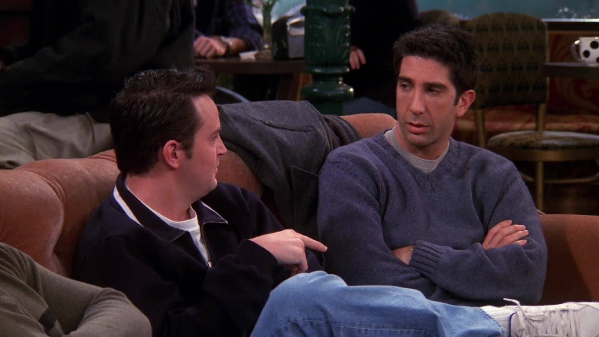 Friends | S6:E12 | The One With the Joke | Crave