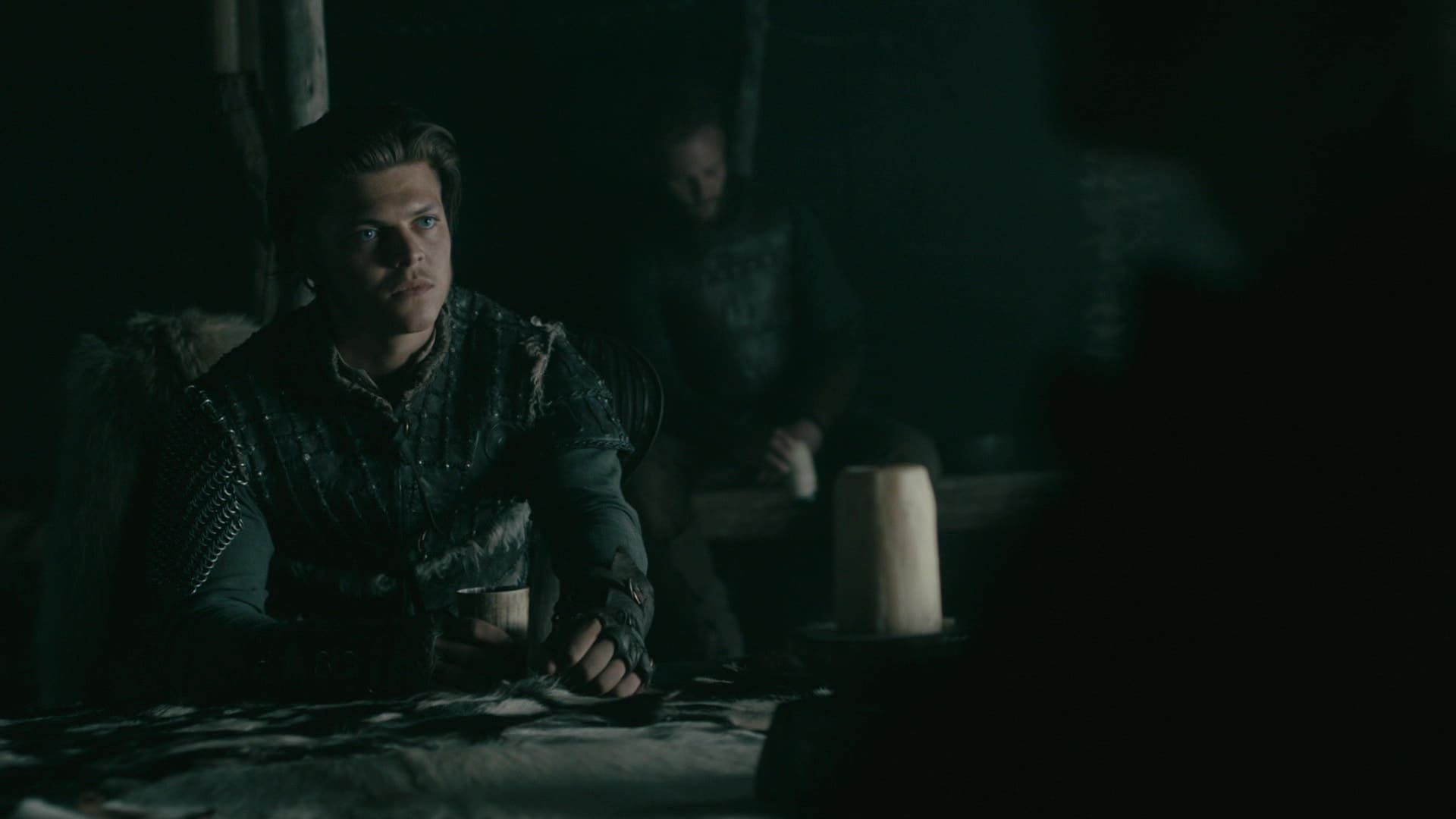 Vikings | S5:E1 | À chacun son fardeau