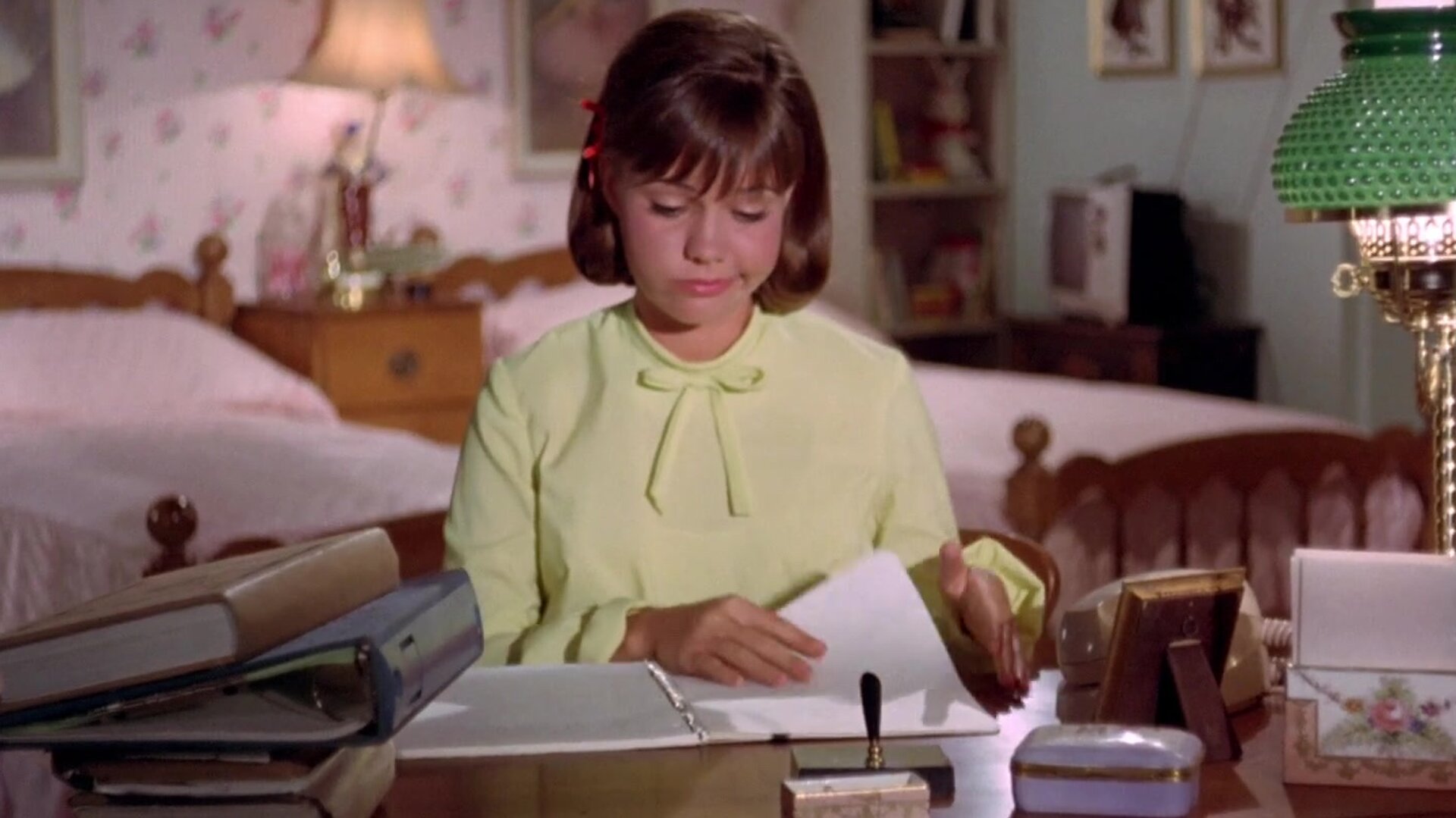 Gidget S1E7 Gidget Is a Proper Noun