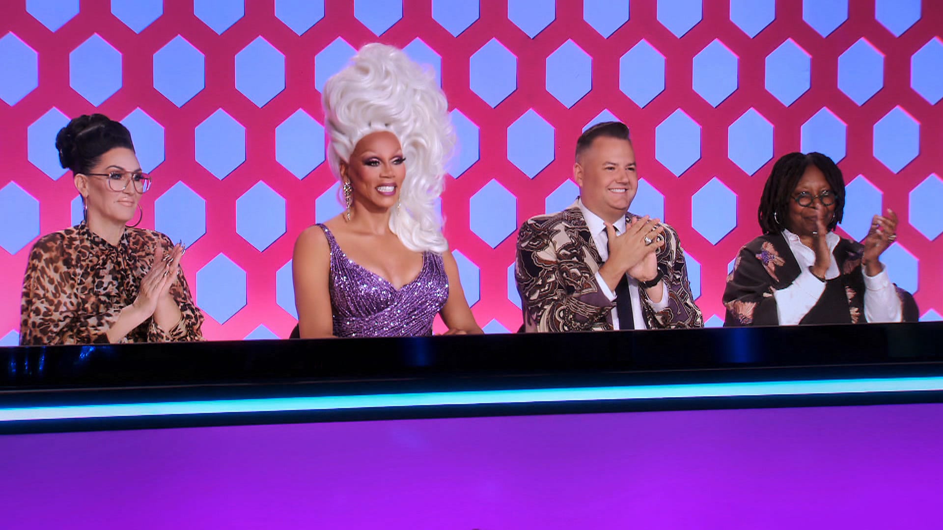 RuPaul's Drag Race | S12:E11 | One-Queen Show | Crave