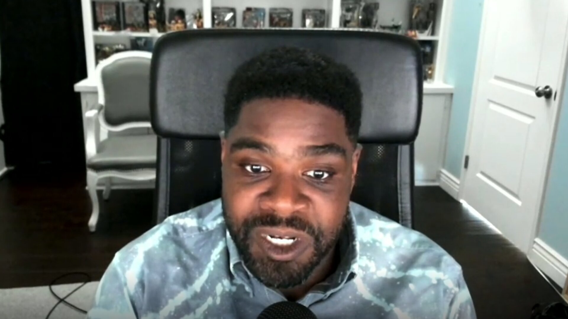 Clips: Ron Funches On Raising An Autistic Mixed Race Son
