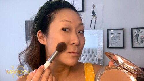 This is how a makeup artist does a five-minute face This is how a makeup artist does a five-minute face