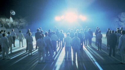 Close Encounters of the Third Kind: The Director's Cut Close Encounters of the Third Kind: The Director's Cut