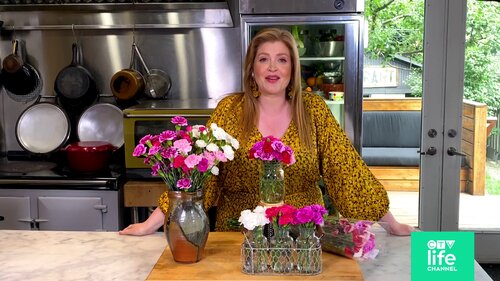 Meredith’s Tips: Making the Most of Your Flowers Meredith’s Tips: Making the Most of Your Flowers