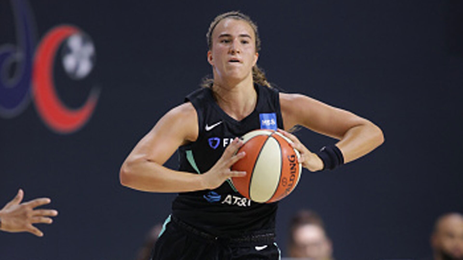 Kyrie Irving Commits 1 5 Million For Wnba Players Skipping Season Tsn Ca