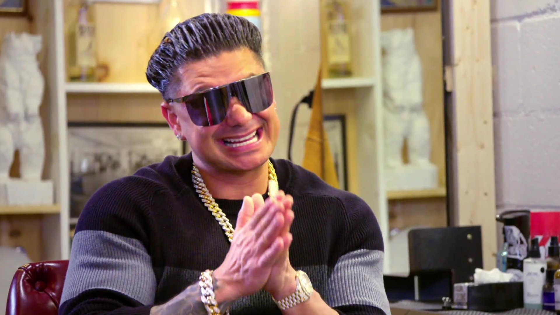 Revenge Prank With Dj Pauly D And Vinny S1e3 The Prank With The Flash Drive