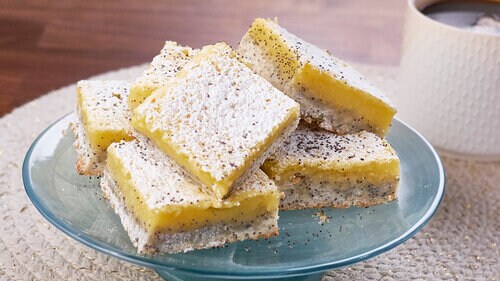 Mary In A Minute: Lemon Poppy Seed Squares Mary In A Minute: Lemon Poppy Seed Squares