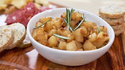 Mary In A Minute: Pear & Onion Chutney Mary In A Minute: Pear & Onion Chutney