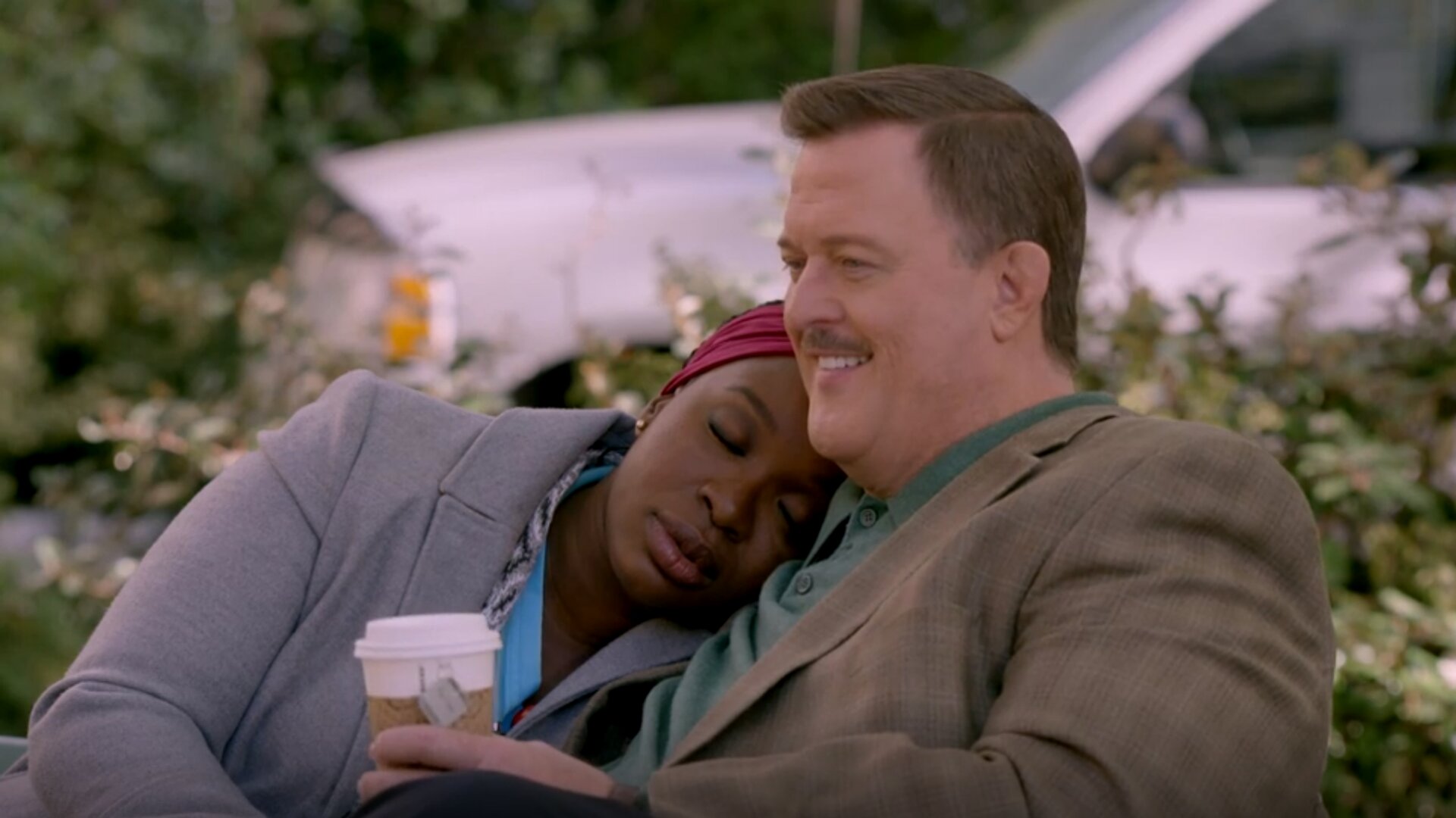 Preview: 'Bob Hearts Abishola' New Season Coming Soon To CTV