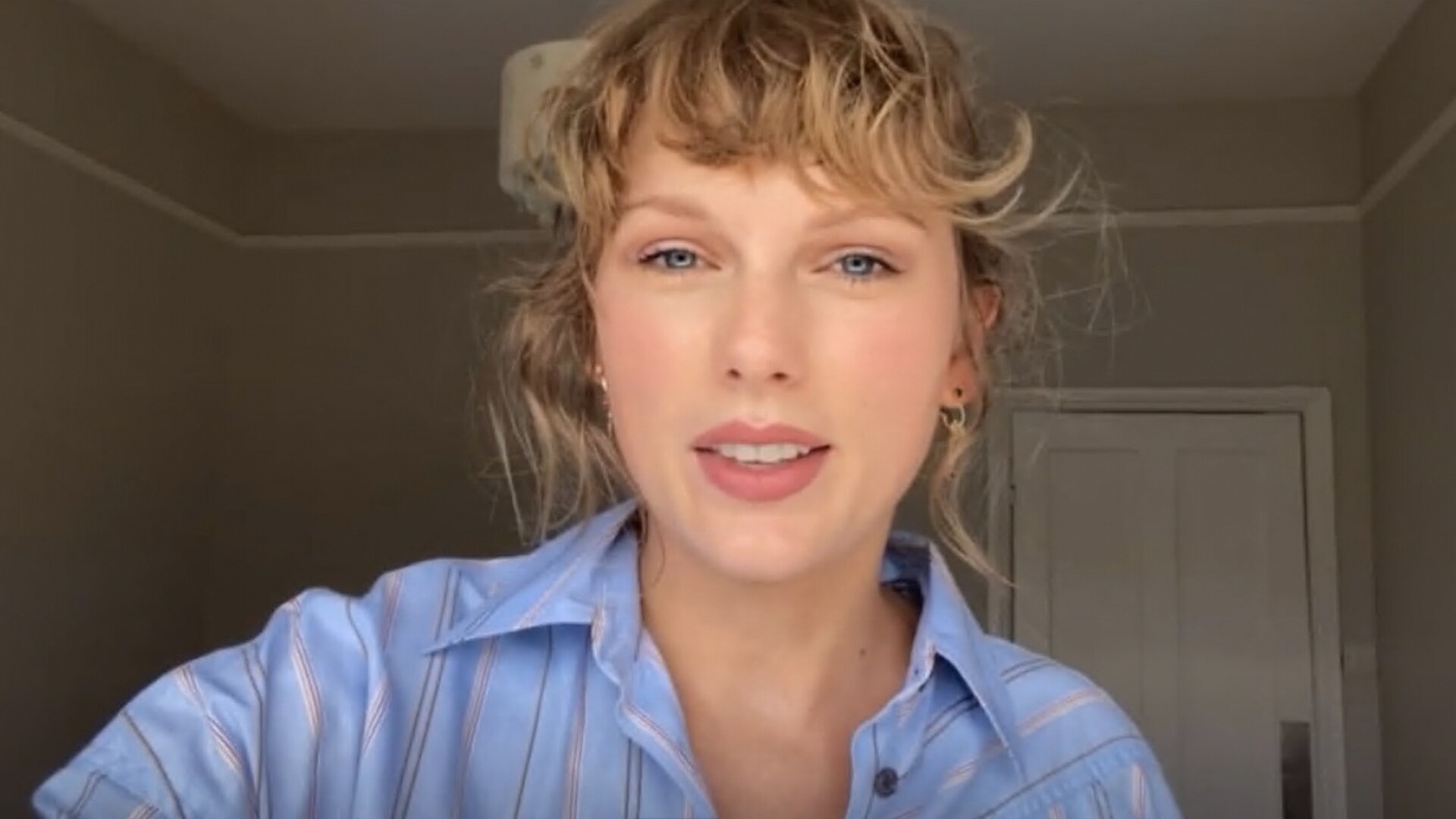 Taylor Swift Wins Best Direction For Her 'The Man' Music Video