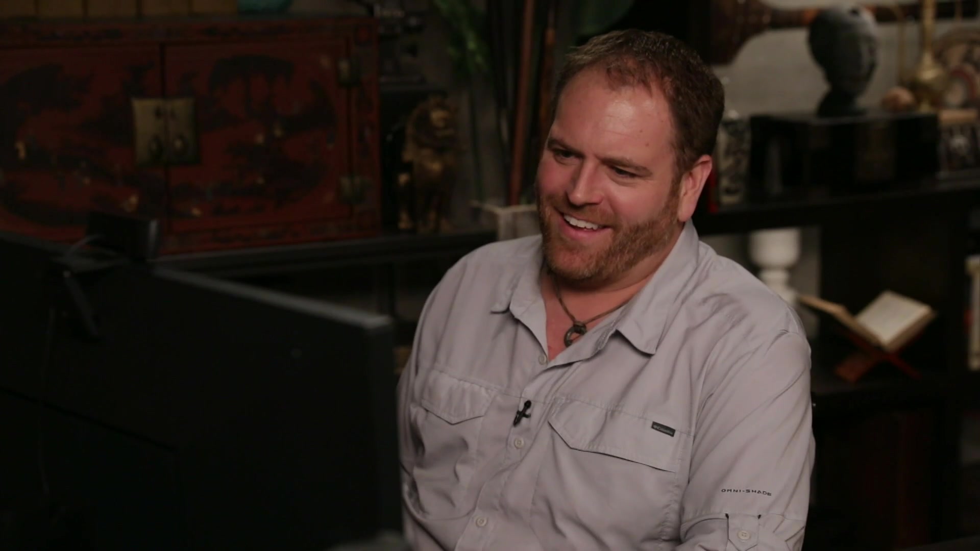 Josh Gates Vs The Unknown The Thrilling Stories That Keep Us On The Edge Of Our Seats - dvc0aah