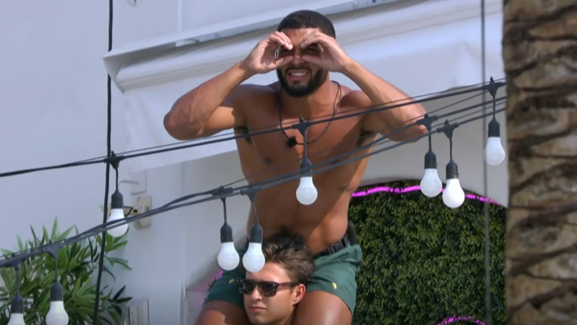 Clips: Johnny The Spy