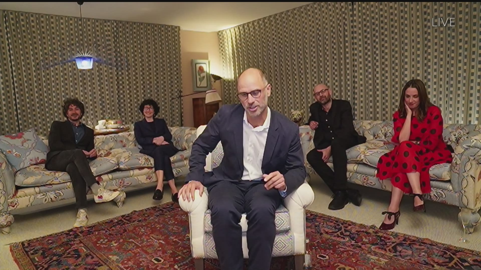 Clips: 'Succession' Wins Outstanding Drama Series