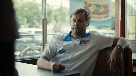 Robbie vs. Rooney Robbie vs. Rooney