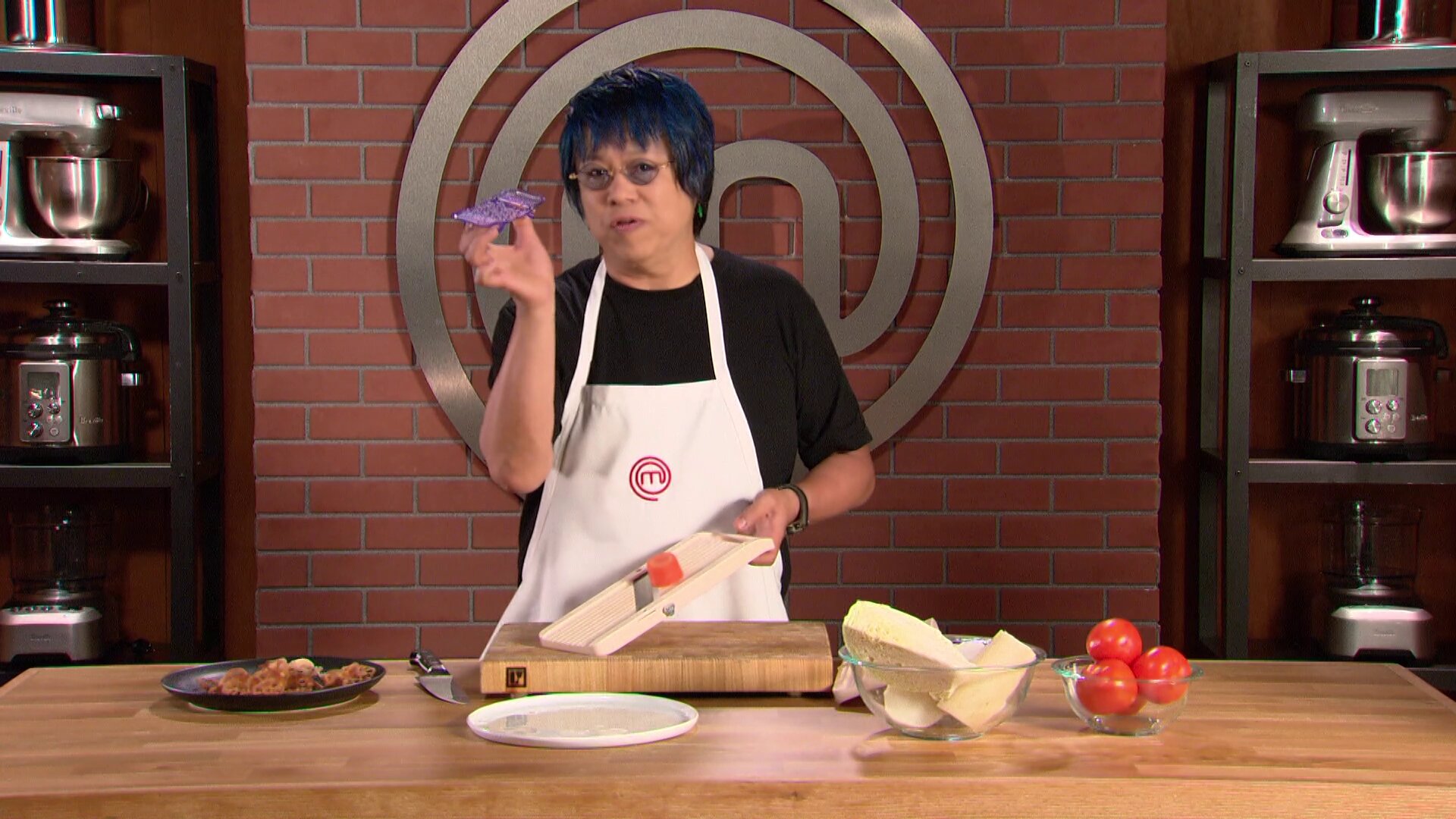 MasterChef Canada S7E6 Exclusive Mandolin Tips With Chef Alvin