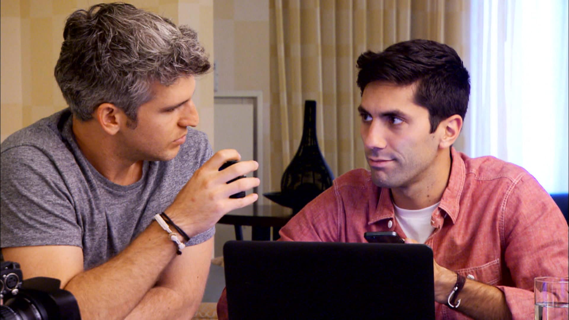 Catfish Fausse Identité S2E14 Derek et Kristen Noovo