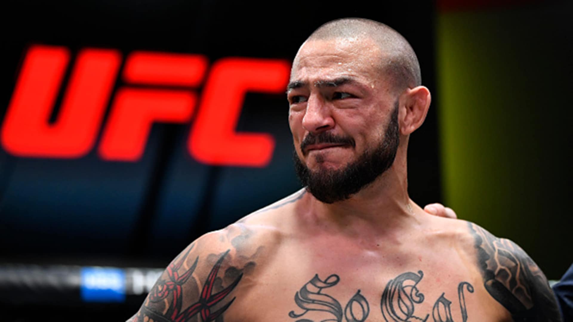 Reading Between The Lines: Cub Swanson Vs. Jonathan Martinez - Video - TSN