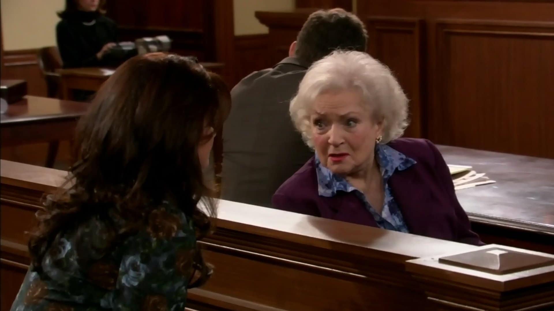 Hot in Cleveland | S2:E10 | Law & Elka | CTV