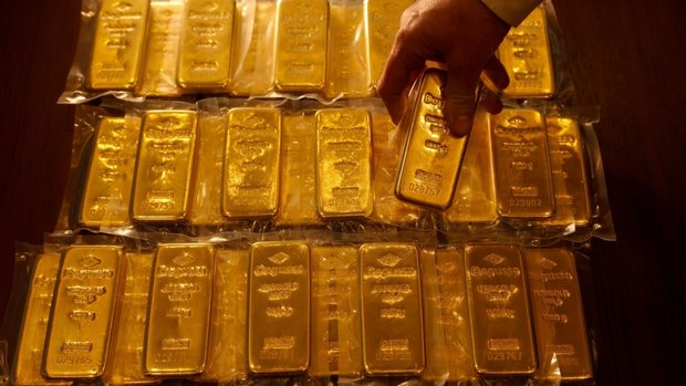 Expect deflation this time next year, which will help gold: BI strategist