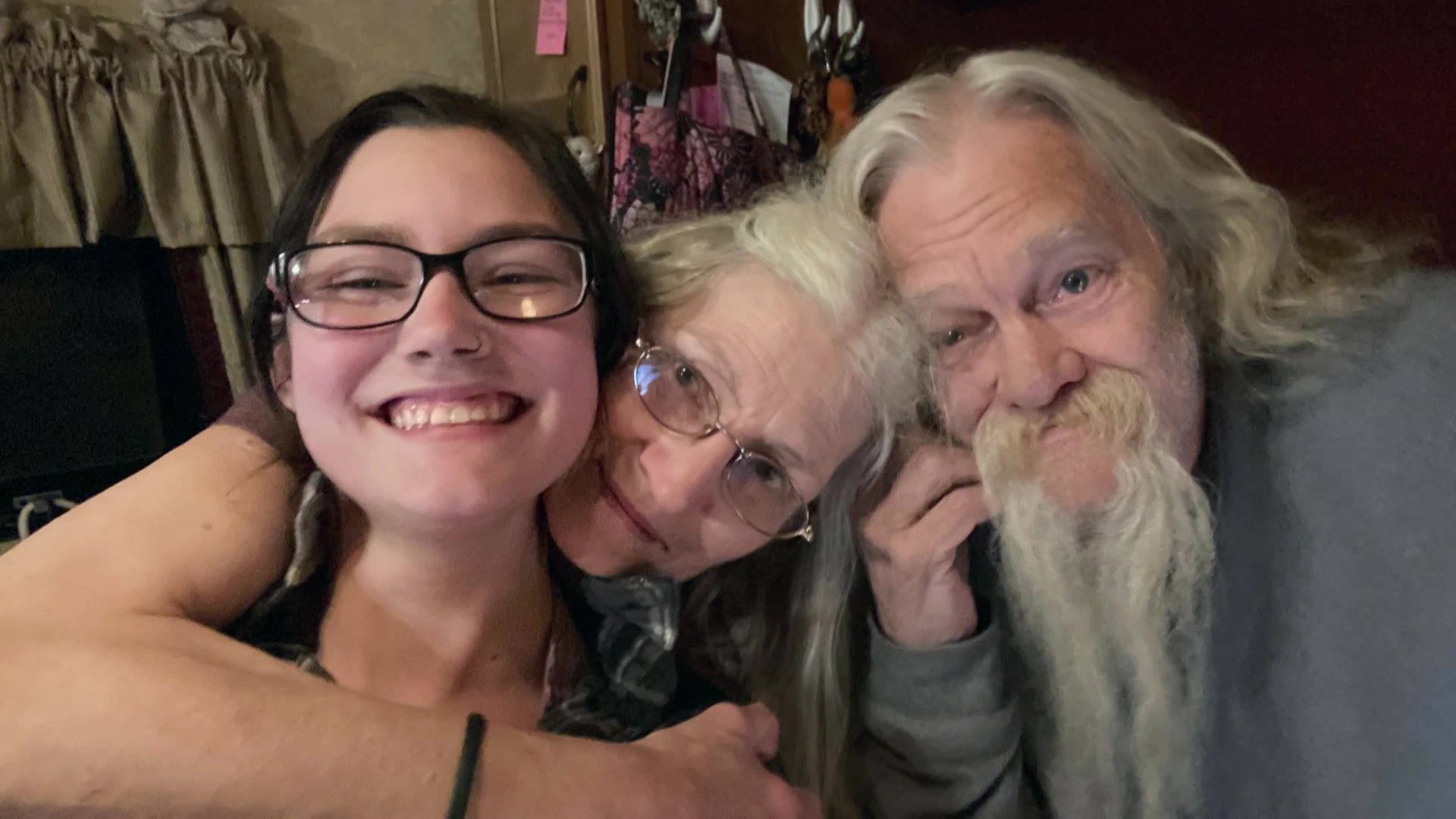 Alaskan Bush People S14E11 Gold Blooded Browns