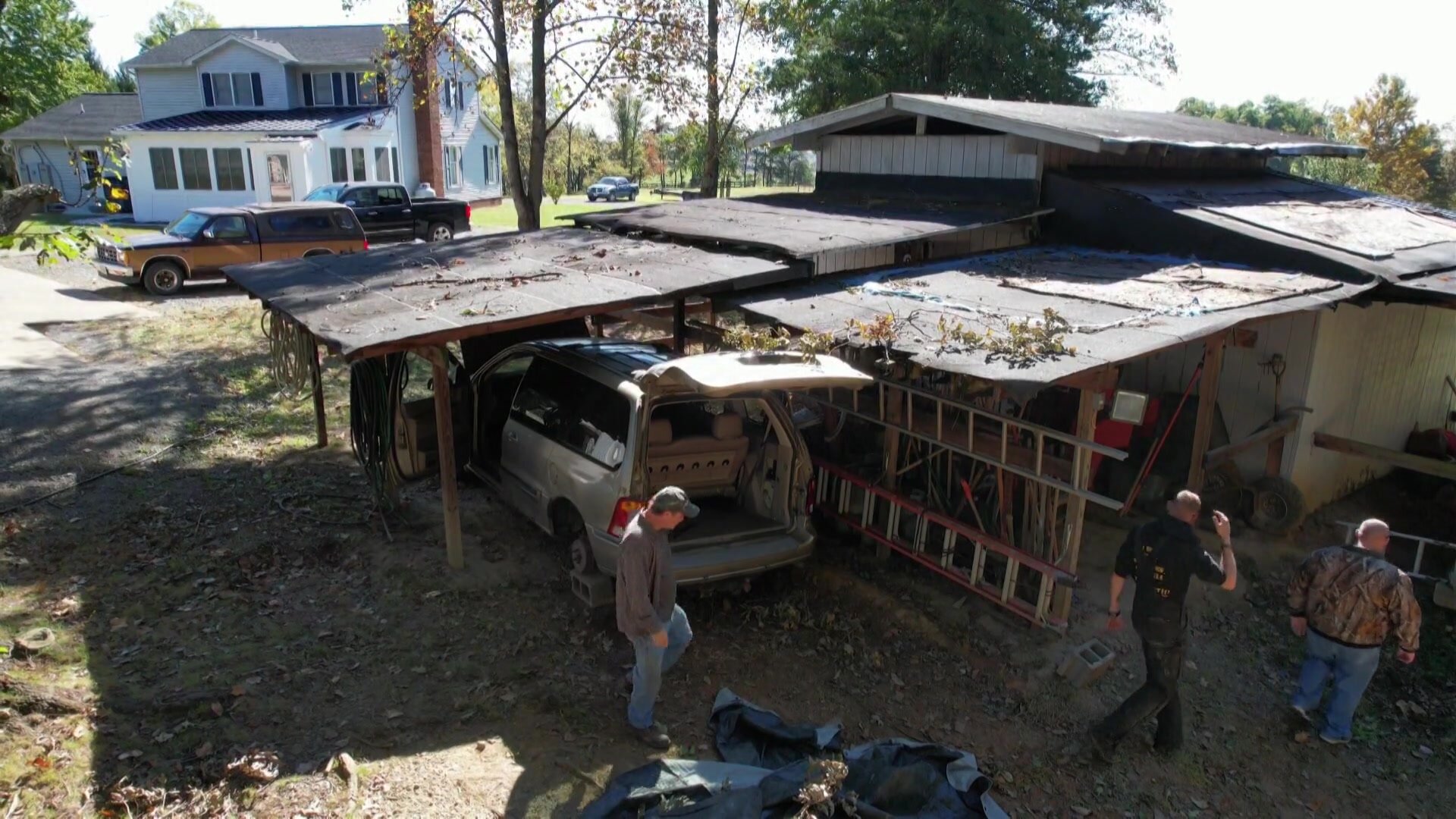 Moonshiners S12E8 Overhaul In Overalls CTV