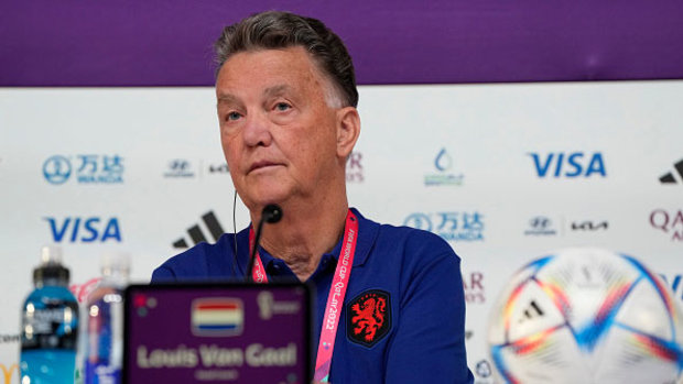 van Gaal not phased by criticisms of the Dutch style of play