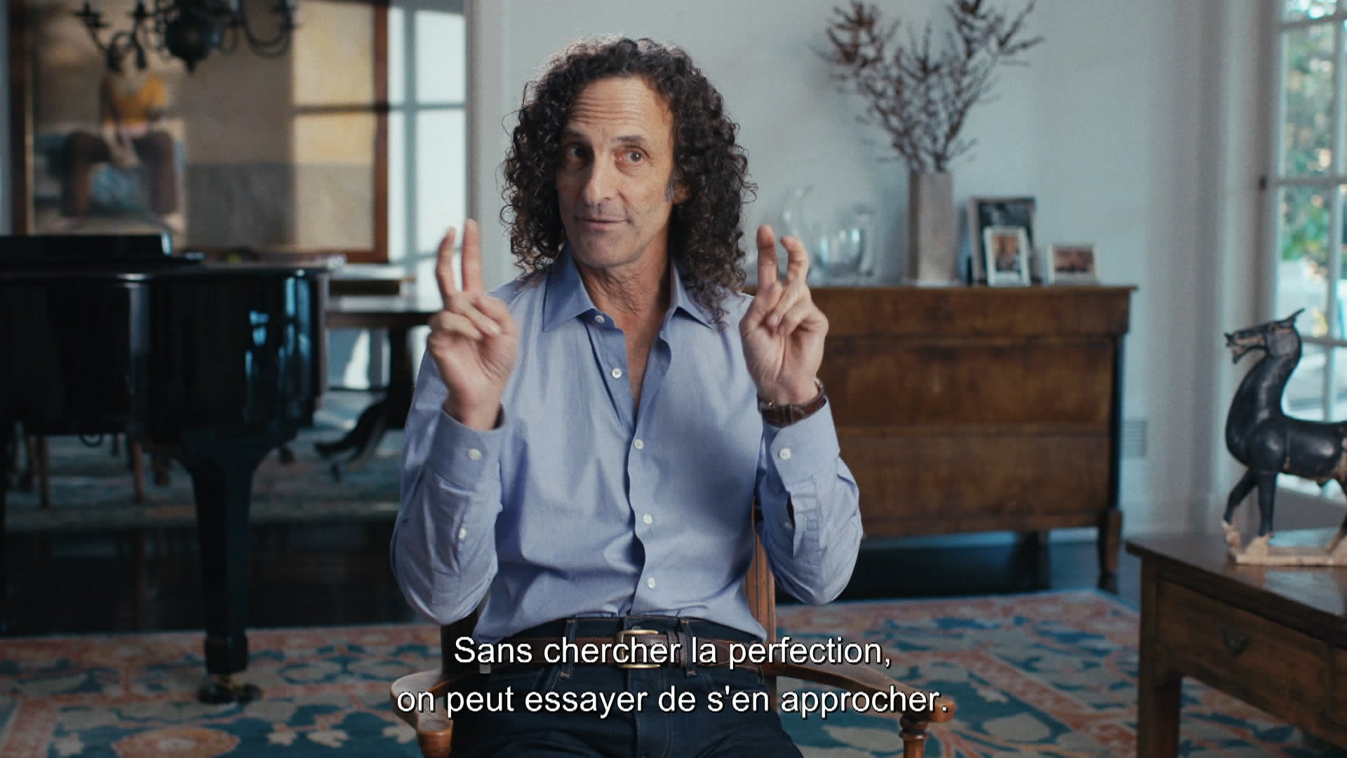 Music Box Listening to Kenny G S.T. F. Music Box Listening to