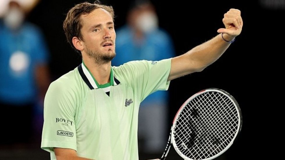 TSN Edge: Medvedev the favourite moving forward at the Australian Open