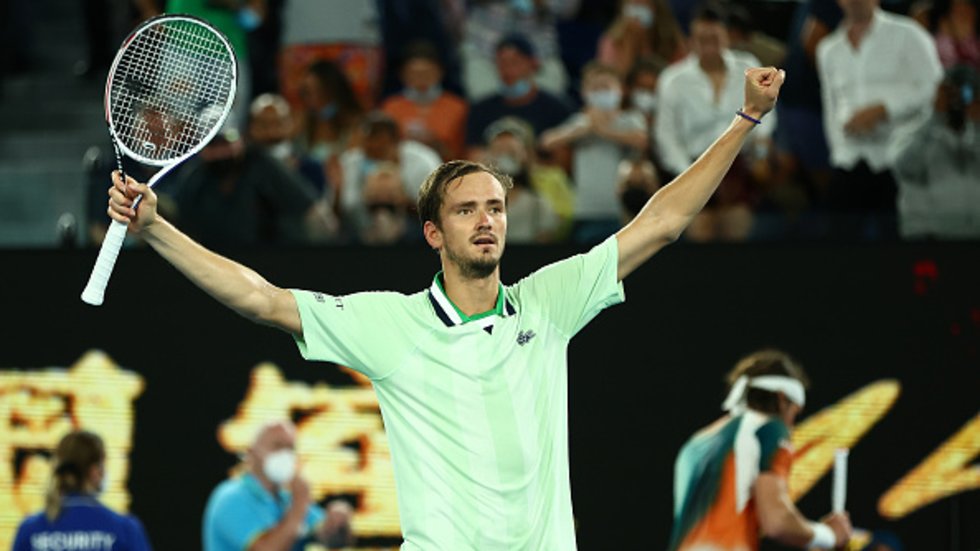 Medvedev downs Tsitsipas to set up epic final against Nadal