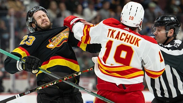 Чикаго блэкхокс ванкувер кэнакс 17 декабря. Roman Turek Calgary Flames.