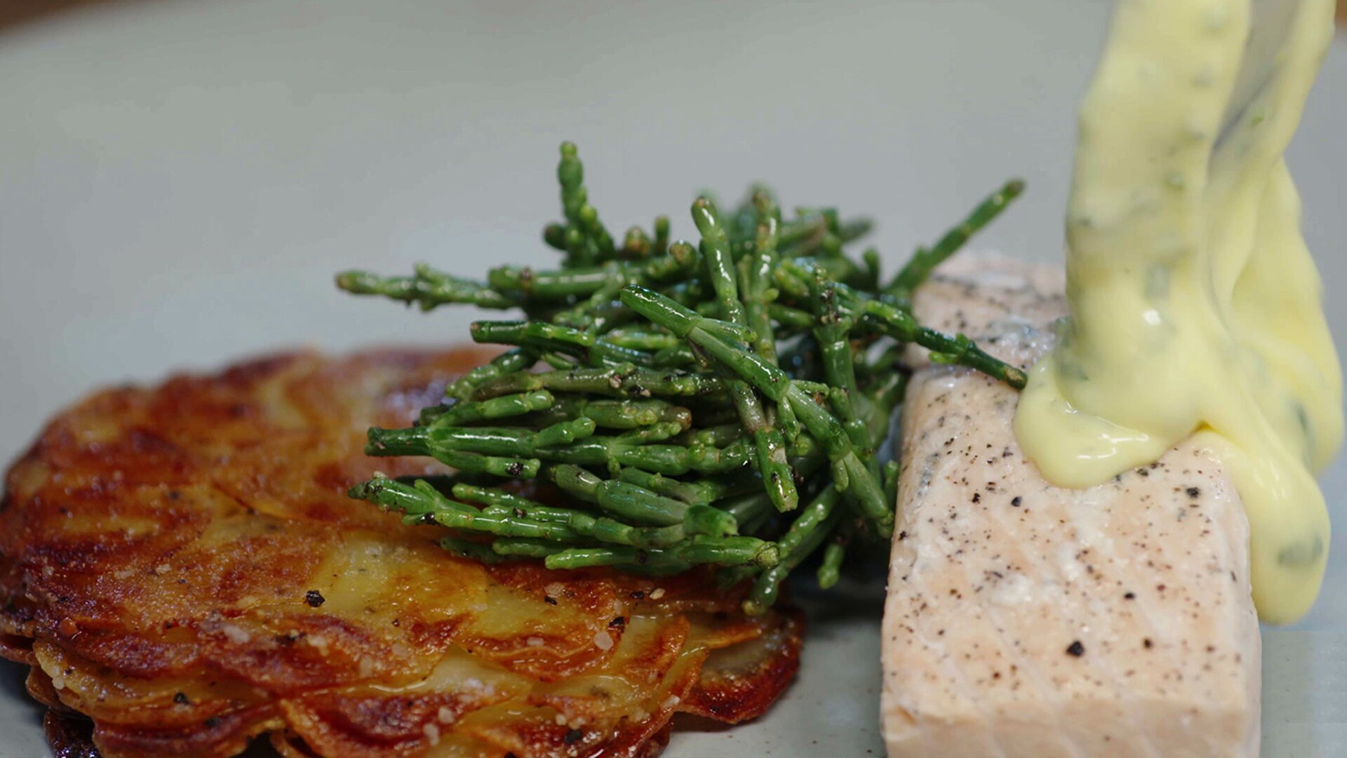 Up The Dish S1E11 Salmon With Pommes Anna And Béarnaise Recipe Recap CTV