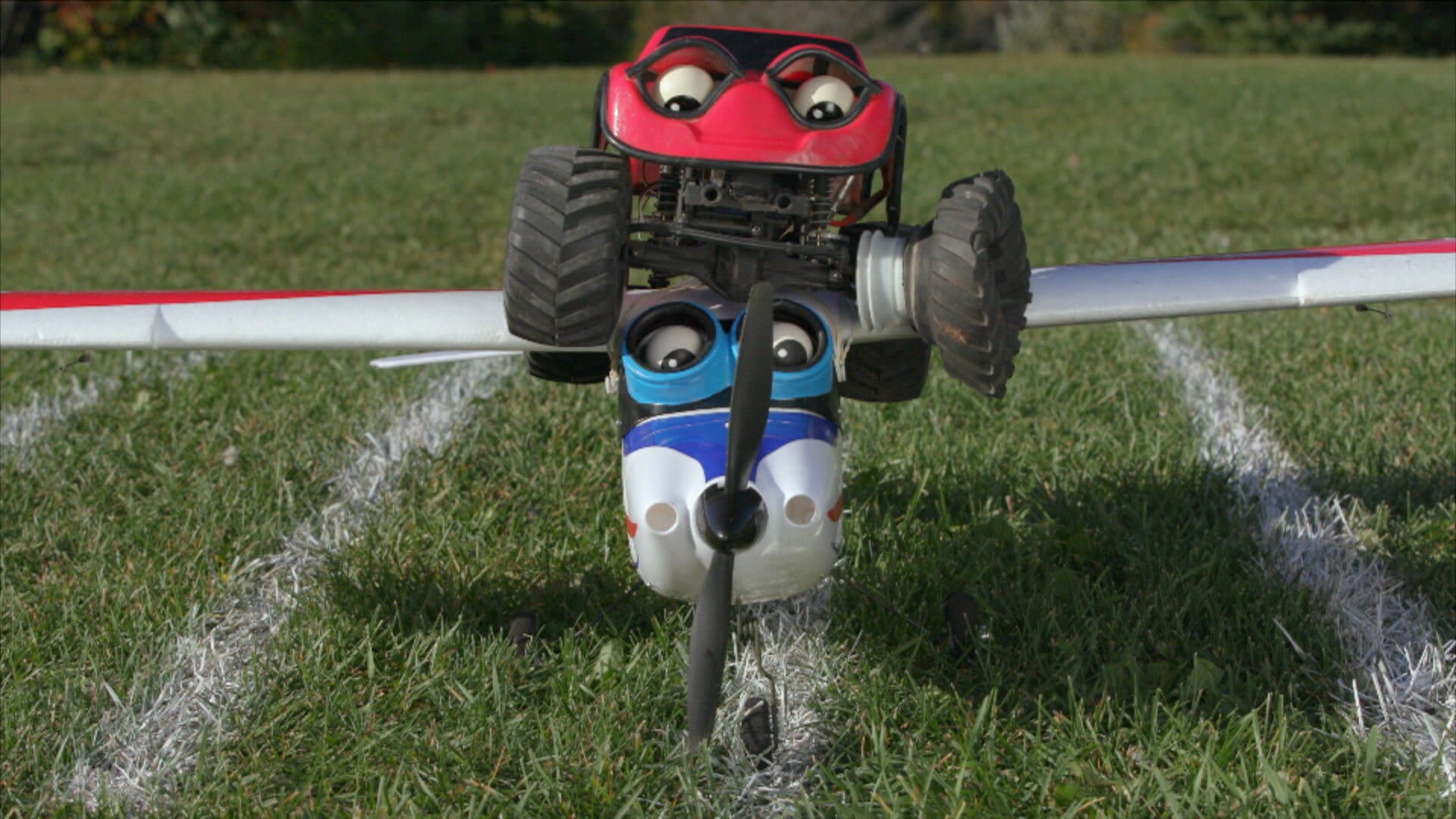 Zerby Derby S3E14 Flynn Beneath My Wings Crave