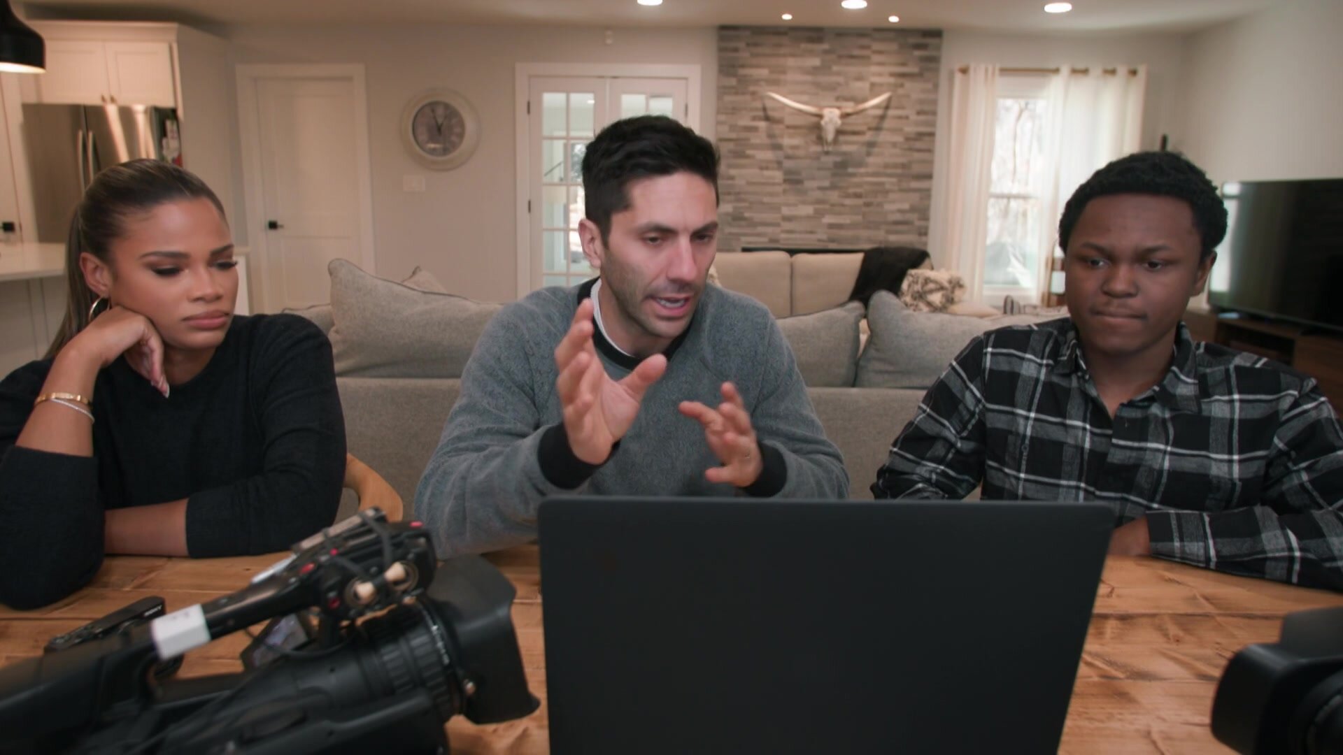 Catfish The TV Show S8E60 Onyx & Lola