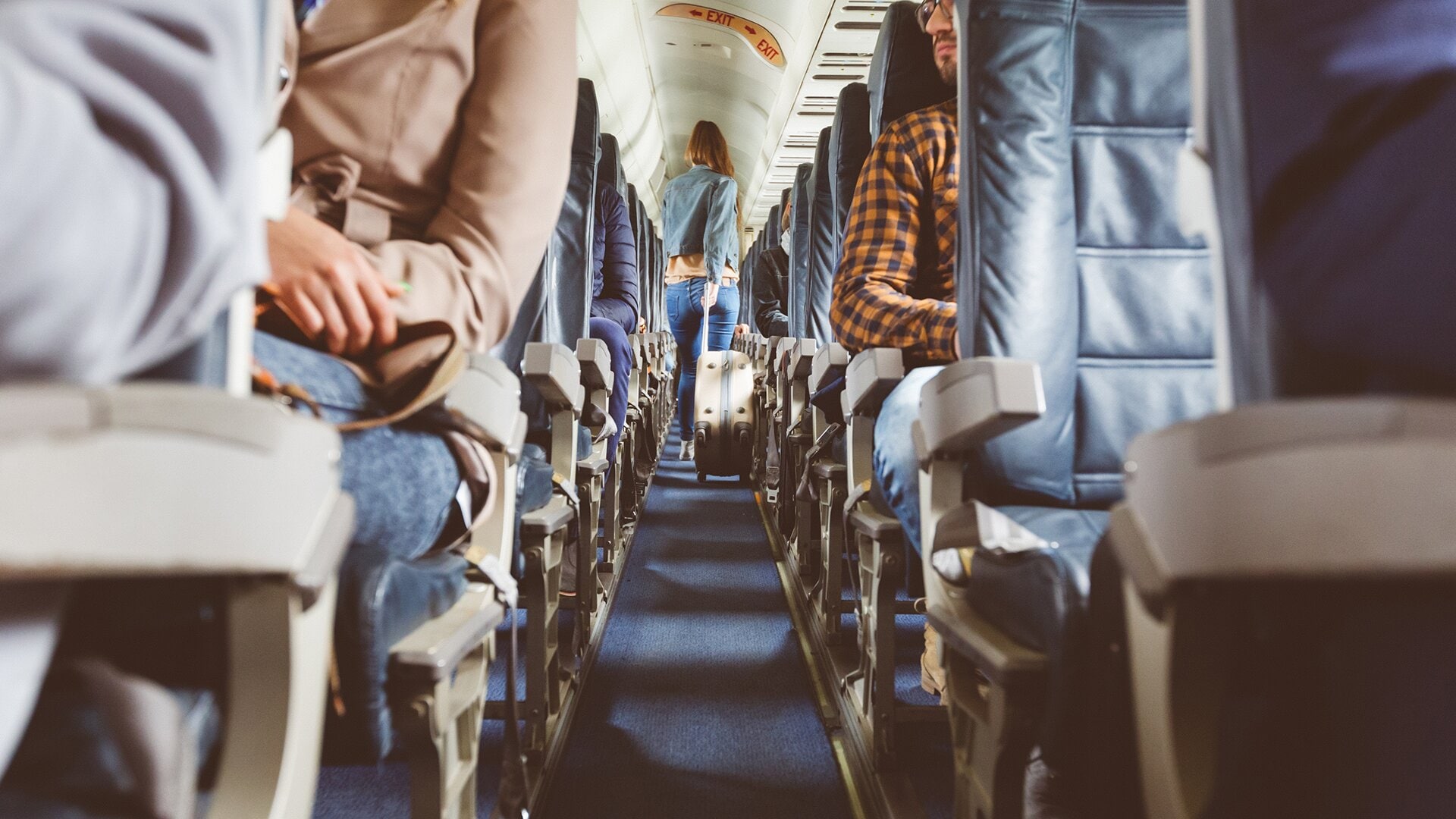 The Social S9E117 What's the etiquette on switching plane seats? CTV