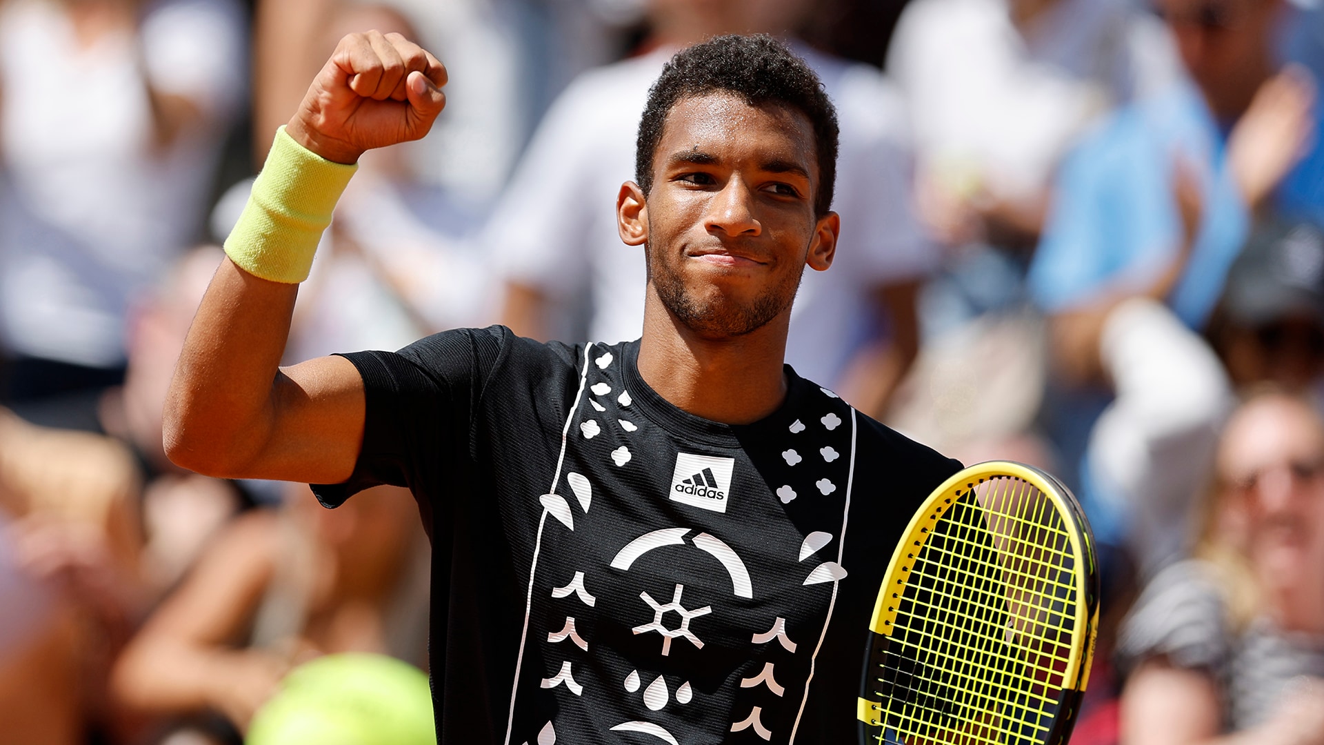 Felix Auger-Aliassime Leylah Annie Fernandez advance Bianca Andreescu  eliminated at Roland-Garros - TSN.ca