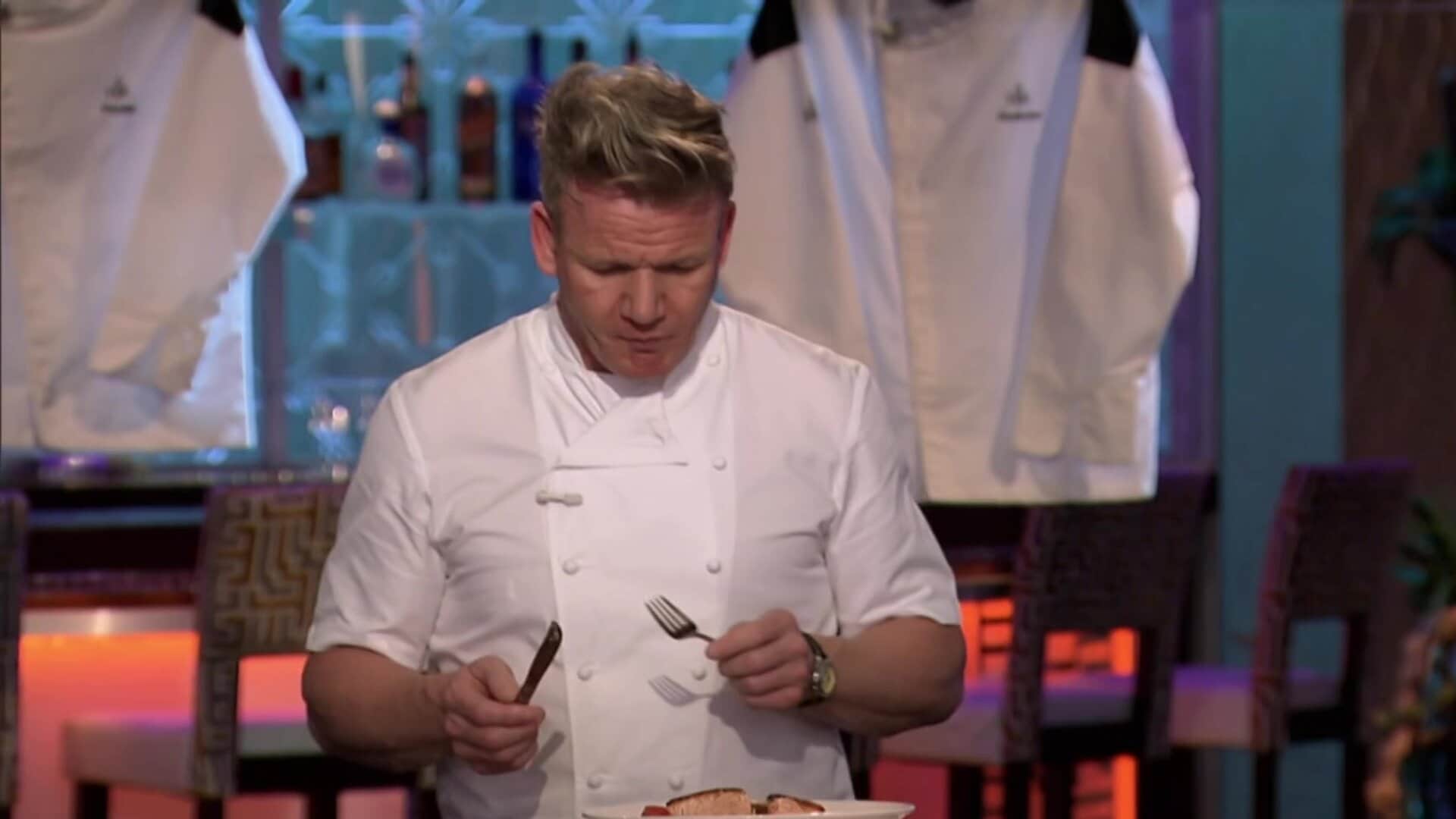 Hell's Kitchen S16E13 Black Jacket Lounge