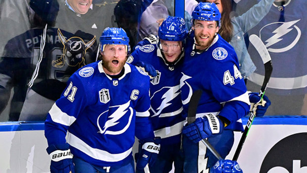 Hayes on Lightning: I think winning Game 5 would add to their legacy