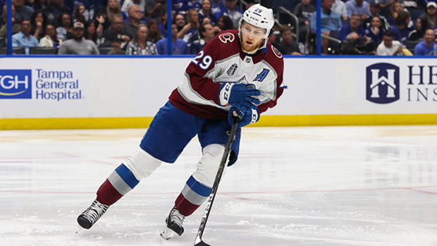 TSN Edge: Could MacKinnon have a statement game tonight?